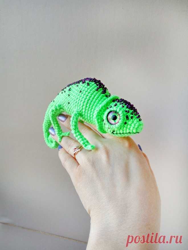 PDF Хамелеон. FREE amigurumi crochet pattern. Бесплатный мастер-класс, схема для вязания амигуруми крючком. Игрушки своими руками! Ящерица, chameleon, camaleón, camaleão, caméléon, chamäleon, kameleon, lizard, lagarto, lézard, eidechse, トカゲ . #амигуруми #amigurumi #amigurumidoll #amigurumipattern #freepattern #freecrochetpatterns #crochetpattern #crochetdoll #crochettutorial #patternsforcrochet #вязание #вязаниекрючком #handmadedoll #рукоделие #ручнаяработа #pattern #tutorial #häkeln #amigurumis