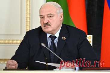 Лукашенко поручил построить в Белоруссии современную армию