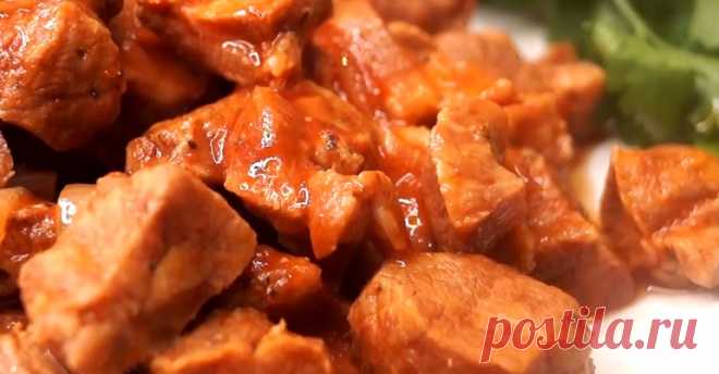 Быстрое ленивое мясо в томатном соке: сочное, нежное и вкусное Быстрое ленивое мясо в томатном соке станет прекрасным основным блюдом к любому гарниру.
Его приготовление не займет у вас много времени: всего несколько минут на подготовку и один час в духовке. Полу…