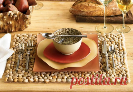 Салфетки и коврик из камней своими руками