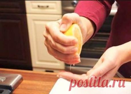 Долго страдала я от судорог ног, пока не посоветовали мне взять лимон! Помогает сразу! - CELEBNIK. RU Многие страдают от судорог пальцев или икроножных мышц. В таких случаях, следует...