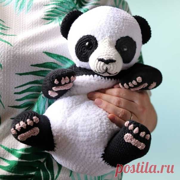 Панда 
Перевод - Лана
https://vk.com/feed?section=likes&w=wall-15969950..