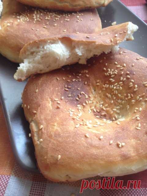 Узбекские лепешки из духовки 
Добрый день всем!
Честно говоря, не собиралась выставлять эту тему, а потом подумала - а вдруг кому-то понадобится...
Сама очень давно ищу рецепт лепешек, чтобы были похожи на тандырные, но из духовк…