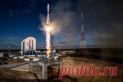 «Роскосмос» рассказал об испытаниях «Кондора-ФКА». Работы по проверке и настройке бортового оборудования системы с радиолокационным спутником «Кондор-ФКА № 1» завершаются, сообщили в госкорпорации «Роскосмос». «Кондор-ФКА» начнет работу 1 января, а запуск второго спутника и космического аппарата «Обзор-Р» запланирован на 2024 год.