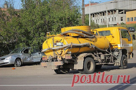 Планета Земля и Человек: В Волгограде водитель ассенизатора пытался задавить эколога