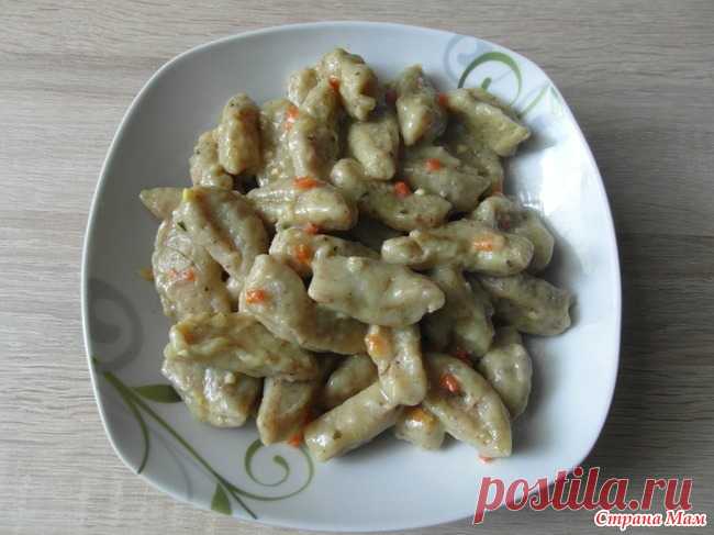 Картофельно-грибные галушки. Девочки, принесла картофельные галушки. Точного рецепта в граммах я конечно не дам. хочу только сказать, что галушки на картофельном пюре, всегда получаются нежными, вкусными.