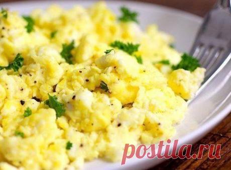 7 ошибок, которые мы совершаем при приготовлении яичницы | KaifZona.Ru