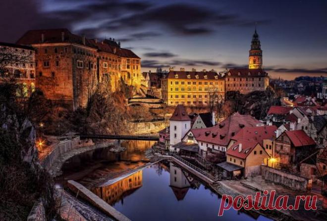 Чески-Крумлов: один из самых волшебных городов на Земле Чески-Крумлов
Фотограф-энтузиаст Петр Кубат (Petr Kubát) из Южной Богемии любит фотографировать пейзажи, города и достопримечательности.
Кубат называет Чески-Крумлов своим любимым местом. К тому же эт...