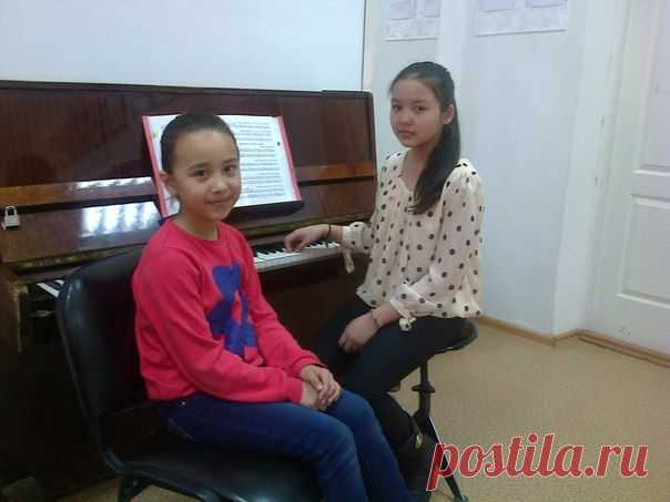 Малика и Камилла. 2015 г.