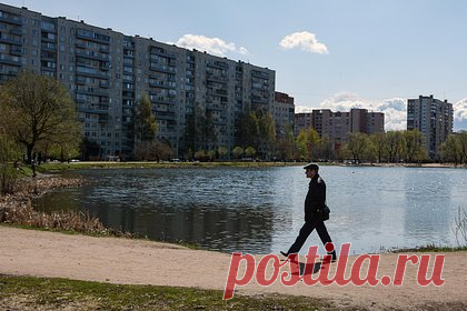 Ценам на жилье в России предсказали снижение. Цены на жилье в России упадут после ужесточения требований Центробанка (ЦБ) к ипотеке. Будущее рынка недвижимости предсказала вице-президент «Гильдии риелторов Москвы» Екатерина Никитина. По ее словам, снижение стоимости жилья составит от трех до пяти процентов в зависимости от сегмента.