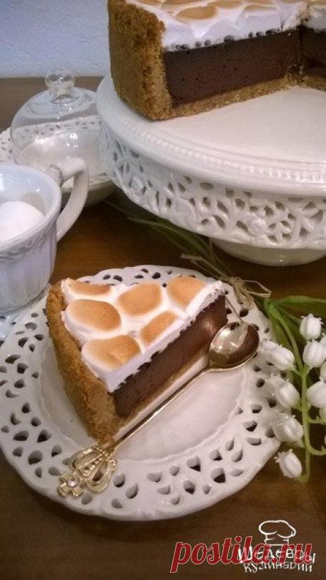ТОРТ "ЖИРАФ" 
Представляю Вам очень вкусный торт с шоколадной начинкой 

ИНГРЕДИЕНТЫ:
● Молоко — 3/4 стак.
● Сливки (35%) — 3/4 стак.
● Печенье — 300 г
● Масло сливочное — 100 г
● Маршмеллоу (20-30 шт) — 100 г
● Шоколад молочный — 300 г
● Яйцо (взбить) — 2 шт
● Ванильная эссенция — 0.5 ч. л.

ПРИГОТОВЛЕНИЕ:
1. Печенье измельчить в блендере, добавить растопленное масло и перемешать до состояния однородной массы.
2. Разъемную форму 21см хорошенько смазать сливочным маслом, в...