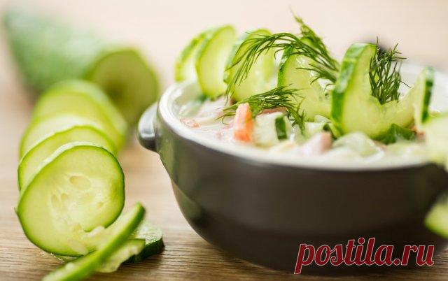 Огуречный суп с семгой: рецепт пошаговый | Все буде добре Огуречный суп с семгой - быстрый и простой рецепт холодного супа для жаркого лета. Как приготовить огуречный суп с семгой за 10 минут - читайте в материале