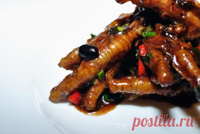 Куриные лапки с черными бобами и соевым соусом - рецепт на Российский Wok-Shop