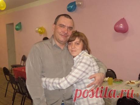 "...Муж оказывай жене должное благоразумие;подобна и жена мужу.Жена не властна над своим телом,но муж;равно и муж не властен над своим телом,но жена...."1Кор.7:3-4