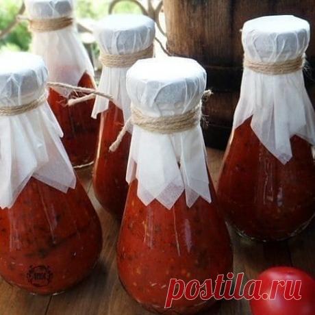 ЗАГОТОВКИ! ОСТРЫЙ БАЗИЛИКОВЫЙ СОУС! Обязательно попробуйте!
Как готовить:
Помидоры – 2 кг пропустить через мясорубку или измельчить.
Проварить в сотейнике в течении 5 мин.
Добавить ½ стакана сахарного песка и 6 долек измельченного чеснока.
Показать полностью...