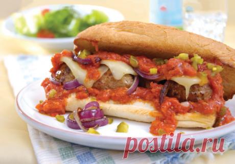 Большой сэндвич с фрикадельками - Пошаговый рецепт с фото своими руками Большой сэндвич с фрикадельками - Простой пошаговый рецепт приготовления в домашних условиях с фото. Большой сэндвич с фрикадельками - Состав, калорийность и ингредиенти вкусного рецепта.