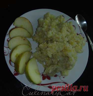 Королевская каша из пшена с рисом, тыквой и яблоками