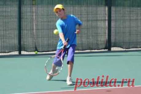 Спорт В Сумах проходил летний Кубок города по теннису среди мальчиков до 12 лет - свежие новости Украины и мира