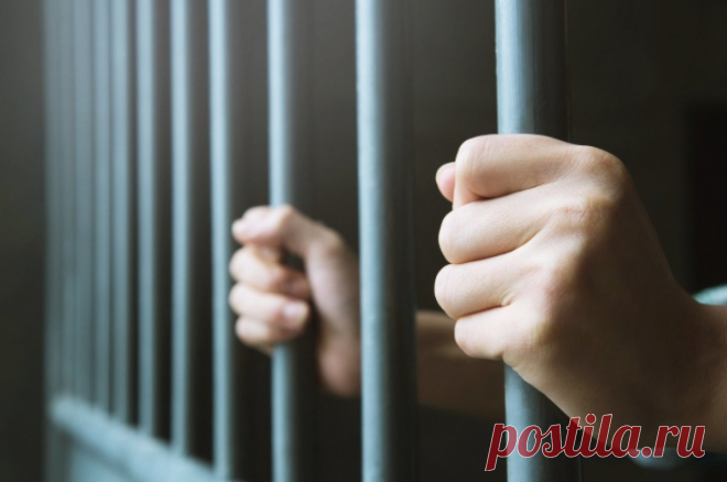 Обвиняемая в удушении 9-месячной дочери женщина арестована в Петербурге. Мать младенца пробудет под стражей как минимум два месяца.