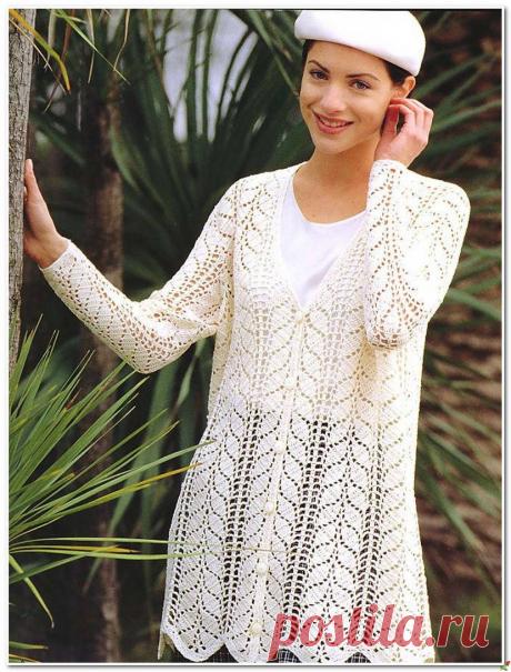Белая, ажурная туника крючком.