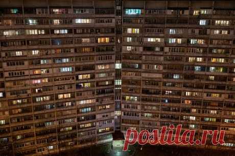 Жилье для покупки посоветовали смотреть вечером во избежание одной проблемы. Просмотр новой квартиры в многоэтажном доме для покупки лучше делать вечером, чтобы проверить шумоизоляцию в ней. Такой совет россиянам дал кандидат технических наук, эксперт по звукоизоляции и акустике помещений «Акустик Групп» Александр Боганик, его слова передает «Газета.Ru».