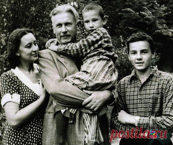 михаил александрович фадеев сын писателя: 148 изображений найдено в Яндекс.Картинках