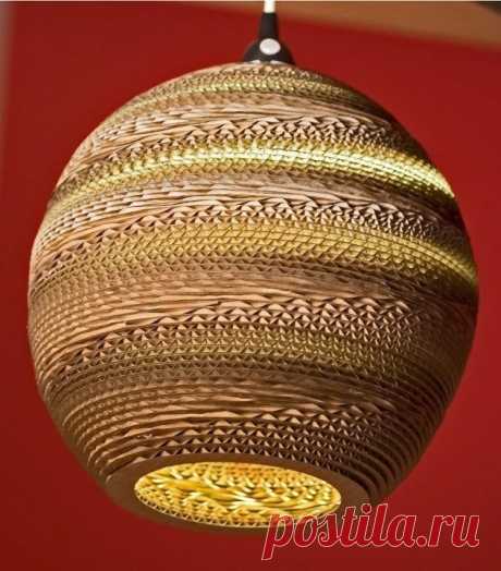 Стильная картонная люстра своими руками