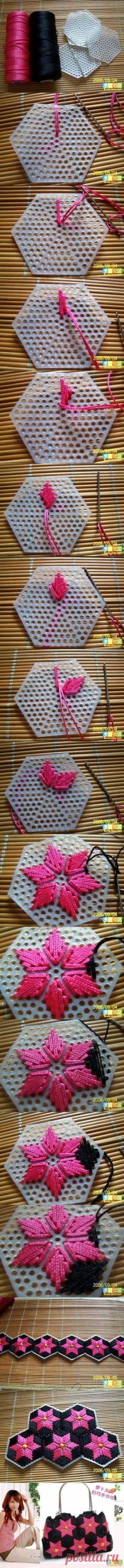 DIY Pretty Handbag from Stitch on Plastic Canvas |