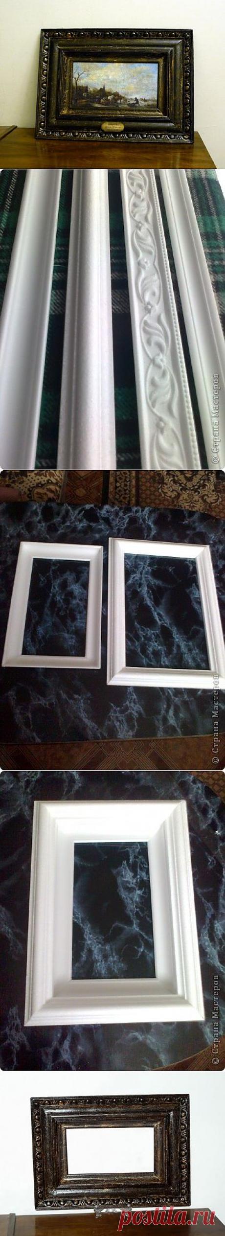 Винтажная рамка из пенопластовых плинтусов