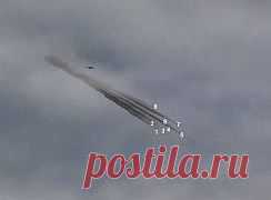 +18 Специально для госпожи ПсЯки!!! 
Распространяем, ребята!!! Донесите ПсЯке ИСТИНУ!!!
В ЛУГАНСКЕ ВСЁ СПОКОЙНО!!! ЭТО ПРОСТО ОПТИЧЕСКИЙ ОБМАН ЗРЕНИЯ!!! 
Все знают, все видели... а у вас ВСЁ СПОКОЙНО!!!... Ну так вот какое спокойствие в Луганске (02.06.2014год - авианалёт Украинской армии на ОГА Луганска)...
•••






•••в продолжении ещё фото