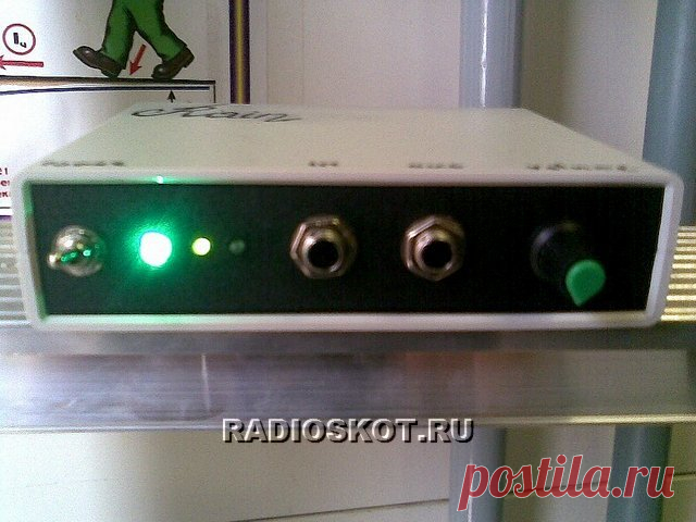 Усилитель для микрофона Приветствую, радиолюбители-самоделкины! Особенностью многих микрофонов является низкий уровень выходного сигнала - нельзя просто взять и подключить микрофон к линейному входу, например, компьютера, громкость в этом случае получится мизерная. Поэтому большой популярностью среди радиолюбительских
