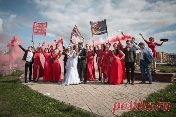 Роман Сиваченко
Футбольные фанаты. КБ свадьба