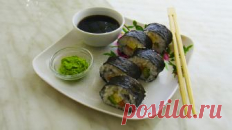 Бюджетные вкусные роллы! 
Сегодня я с вами поделюсь своим семейным адаптированным вариантом роллов. Они очень вкусные, легко и быстро готовятся.
Для приготовления роллов нам понадобятся такие ингредиенты: 
рис круглый - 500 г…