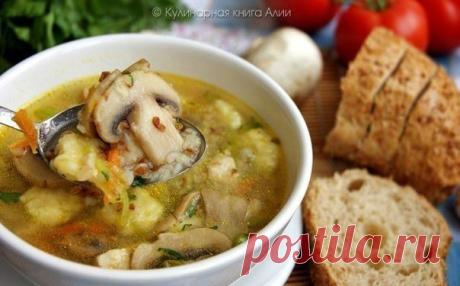 Гречневый суп с грибами и картофельными клёцками