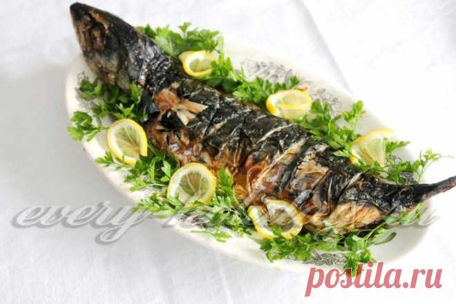 Фаршированная скумбрия, запеченная в духовке