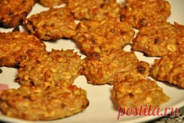 Овсяное печенье с творогом, яблоком и бананом
