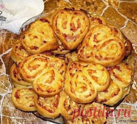 Завитушки с ветчинной начинкой - отличная закуска на праздничный стол!