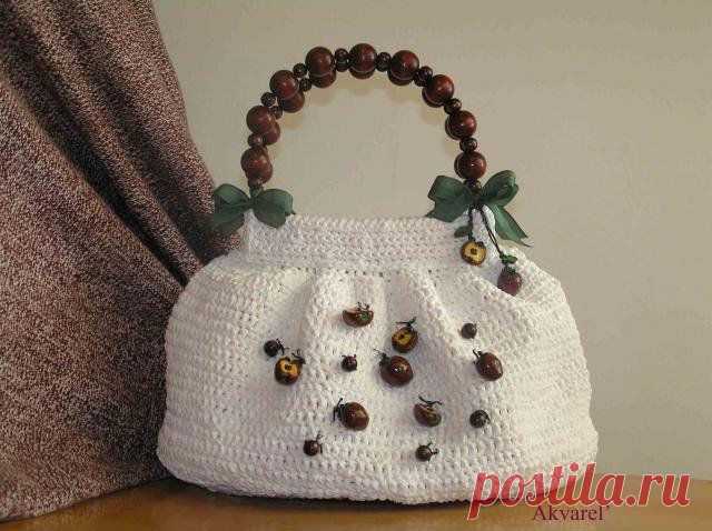 МНОГО ЛЕКАЛ К СУМКАМ... ну, а сами сумки можно усложнить...