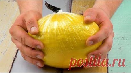 Заворачиваем дыню в пищевую пленку и получаем волшебный десерт на Пасху. Не устоять!