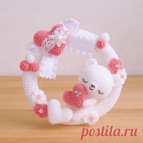 Как связать такой венок?