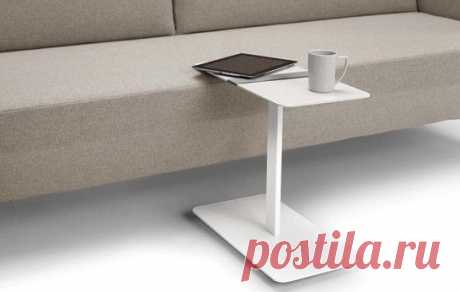 Маленький столик