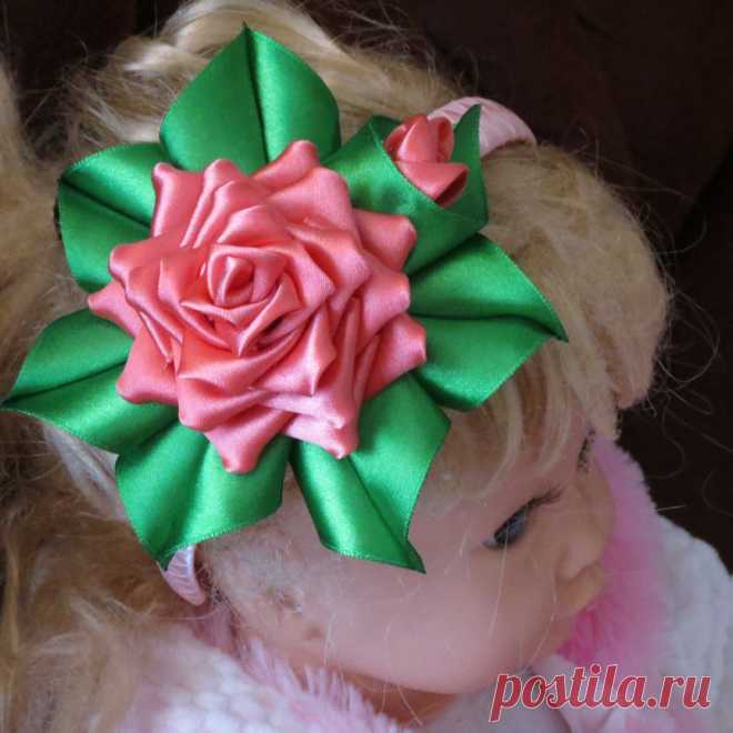 Радуга рукоделий из лент - Канзаши (Tsumami kanzashi), украшения с цветами из ткани. 
 Хотите порадовать родных и близких необычным и неординарным подарком?Появилось желание выделиться из толпы? Тогда, добро пожаловать! 

 Здесь Вы найдете авторские украшения и аксессуары ручной работы в редком японском стиле и технике Tsumami kanzash (Канзаши)!Заколки, резинки, ободки, серьги, колье, браслеты, повязки, бокалы, украшенные лентами и цветами из них!