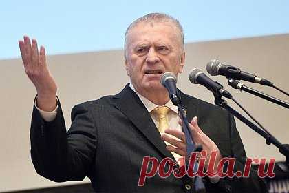 Депутат описал свои драки с Жириновским в Госдуме и за ее пределами. Первый лидер ЛДПР Владимир Жириновский устроил около десятка драк в стенах Госдумы, часть из них произошла уже во время первого созыва, депутатов которого россияне избрали ровно 30 лет назад, 12 декабря 1993 года. Как рассказал депутат первого созыва Александр Минжуренко, он поучаствовал в двух из них.