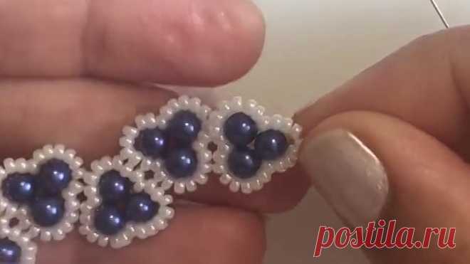 Элегантный браслет из бусин жемчужин. Автор мк Sonysree Creations