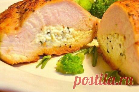 Куриное филе с рикоттой и розмарином
Ингредиенты:
Куриные грудки — 4 шт.
Показать полностью…