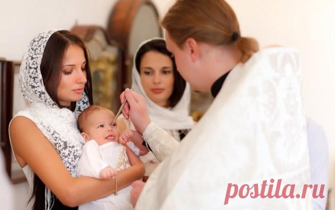 Головне про Таїнство Хрещення дітей та дорослих