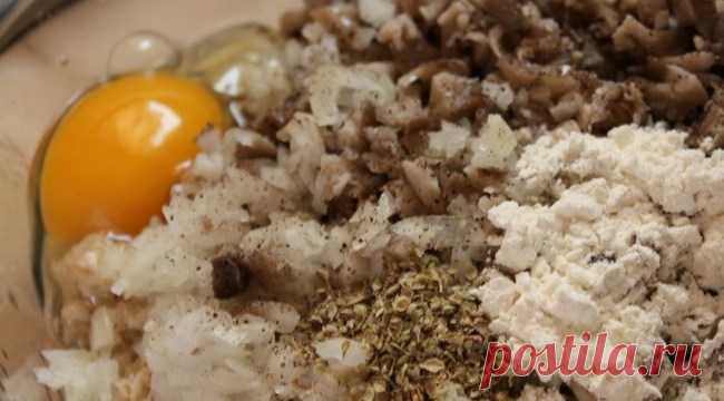 Фарш с яйцами и грибами