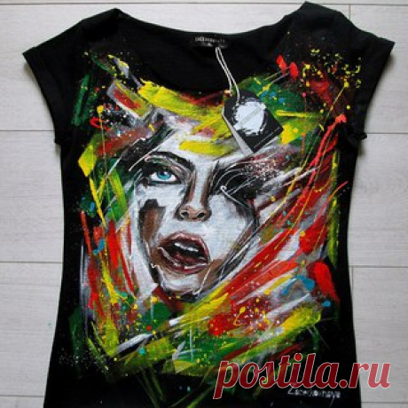 Уникальная яркая одежда с ручной росписью от #Zacerkovnaya
Каждый рисунок наноситья в ручную на ткань устойчивой к стирке краской, возможно индивидуальное нанесение любых рисунков по вашему пожеланию на заказ
Одевайся в одежду "с душой"! 
Пересылка по всему миру
Zacerkovnaya.com