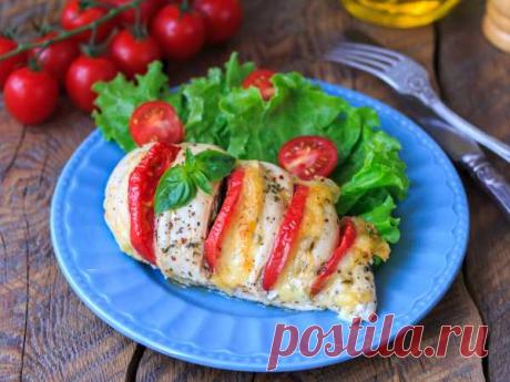 Куриная грудка, фаршированная помидорами и сыром
