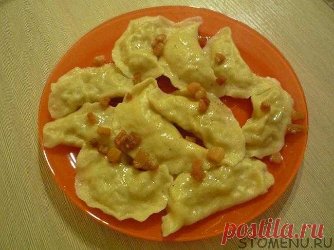 Вареники с сырой картошкой и шкварками